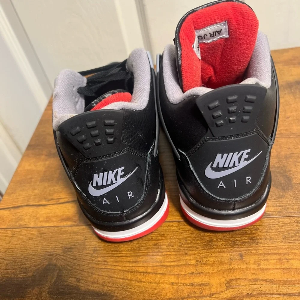 Nike Air Jordan 4 Bred Reimagined Black and Red Sneakers Youth kids - Picture 4 of 7